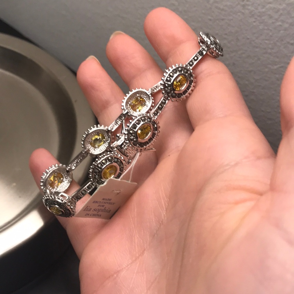 Brand new lia Sophia bracelet never worn